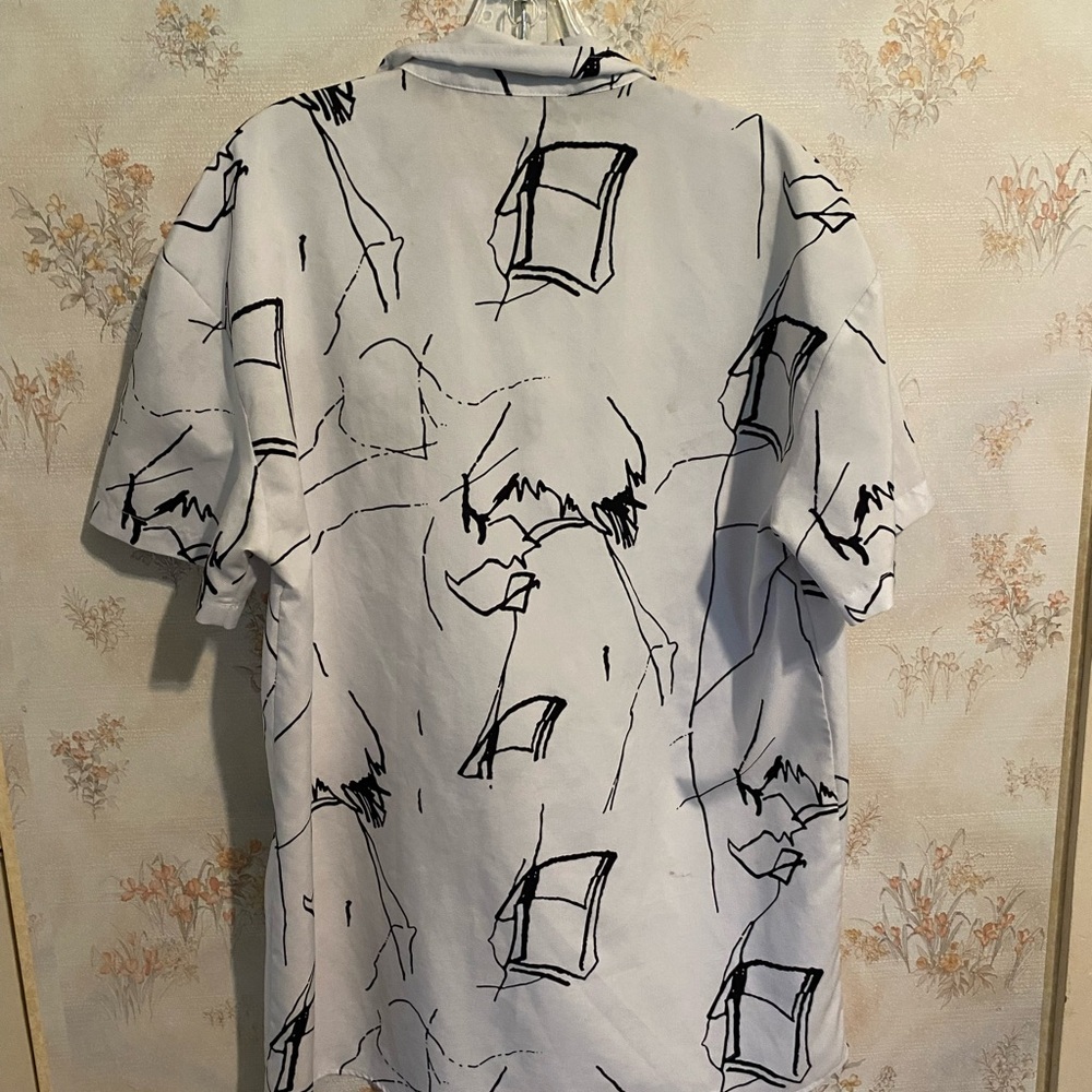 Abstract Patterned Men's Shirt - Picture 2 of 4